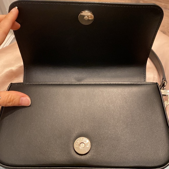 Mach and mach shoulder bag - Picture 7 of 10